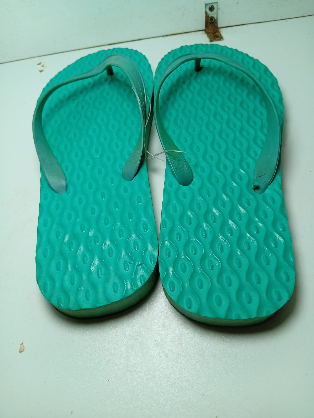 Textured Aqua slippers (Blue)
