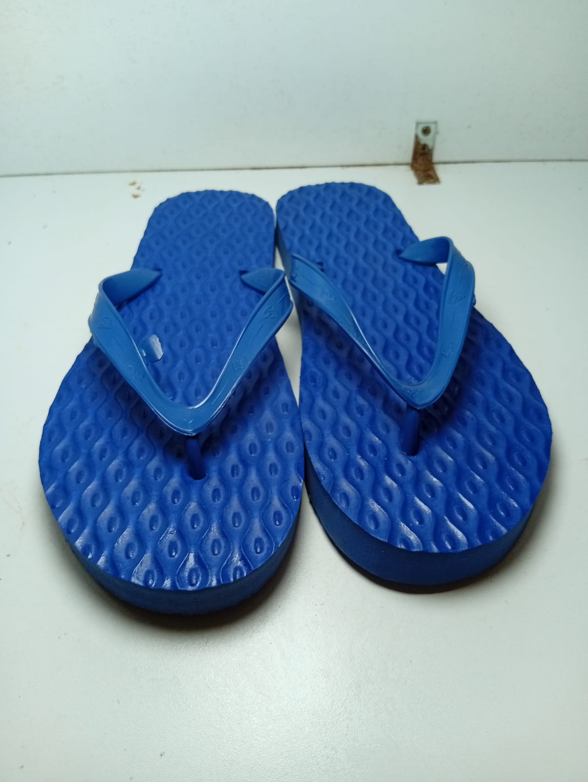 Textured Aqua slippers (Blue)
