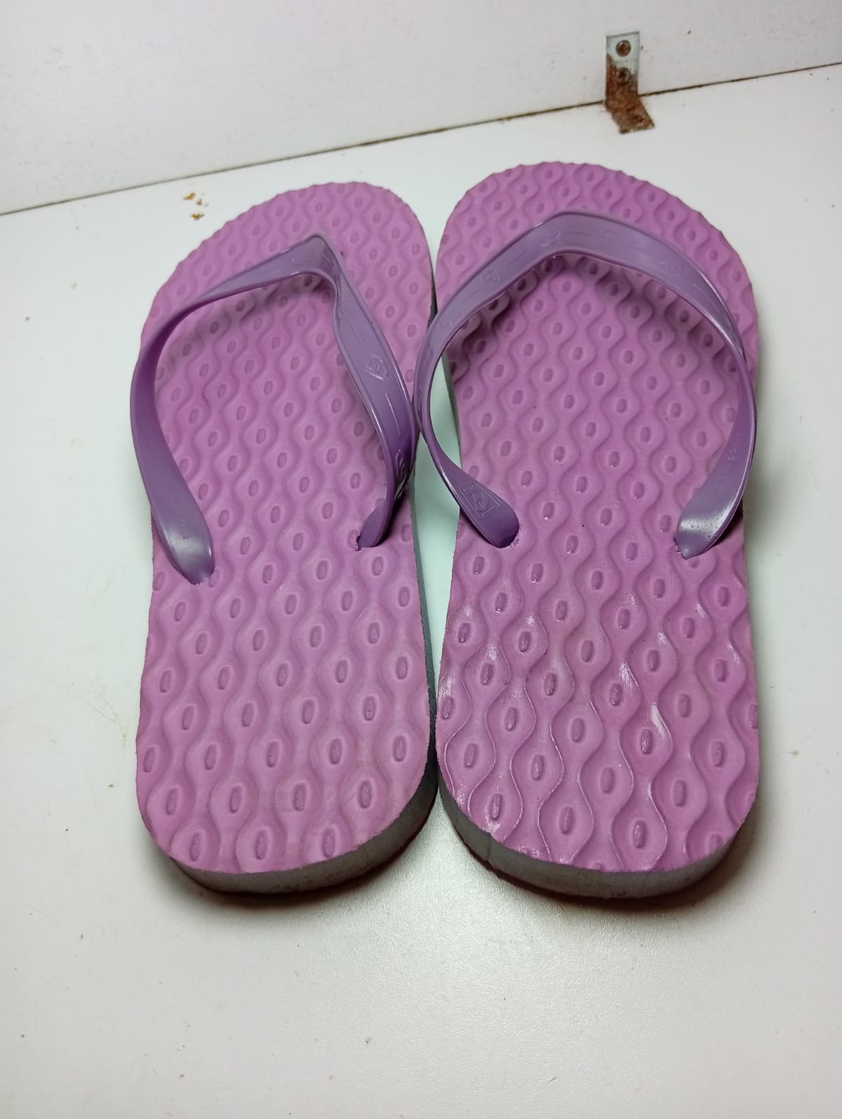 Textured Aqua slippers (Purple)